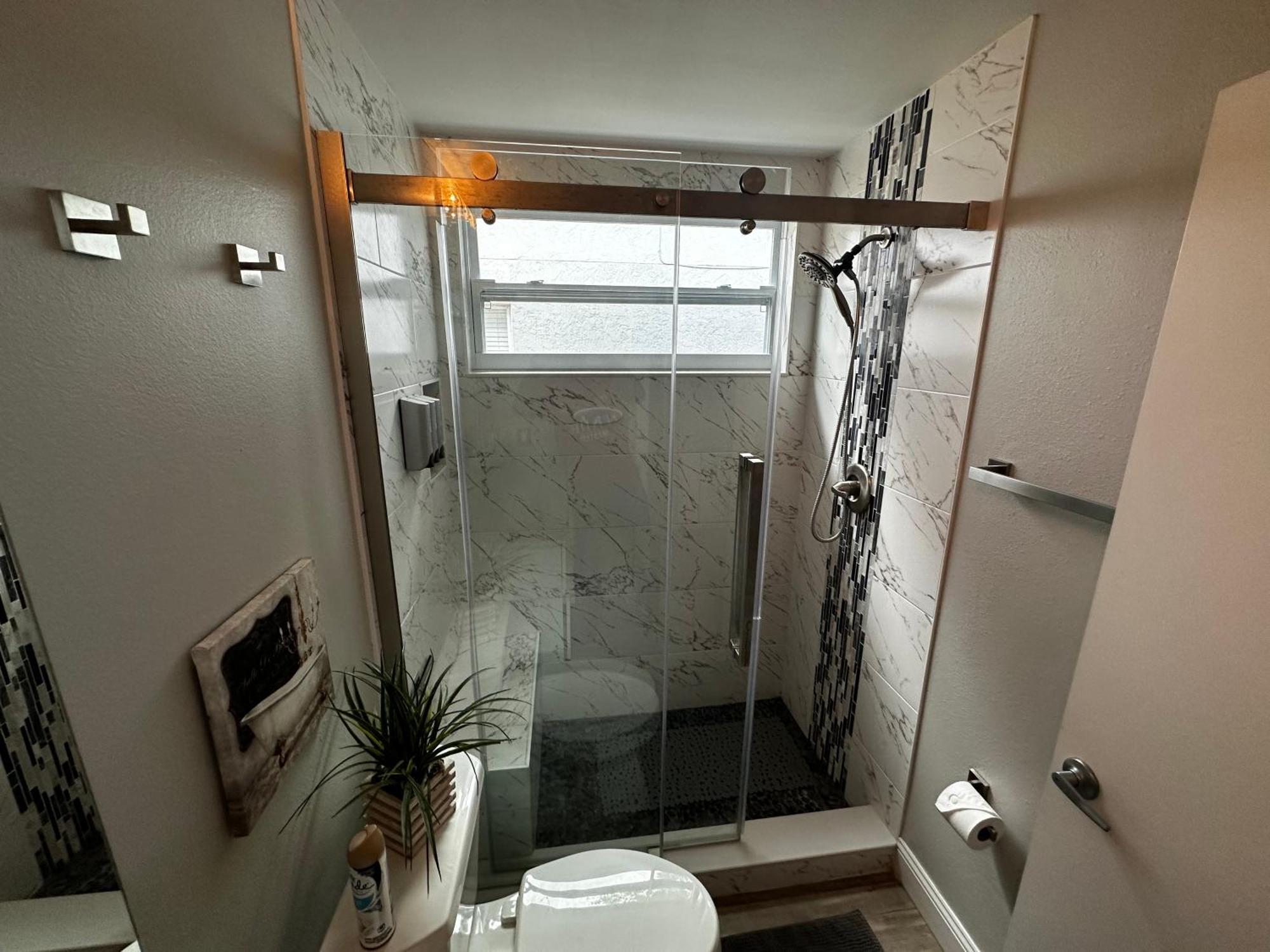 Holiday home Cozy 3 Bedroom Close To Everything In Tampa! *