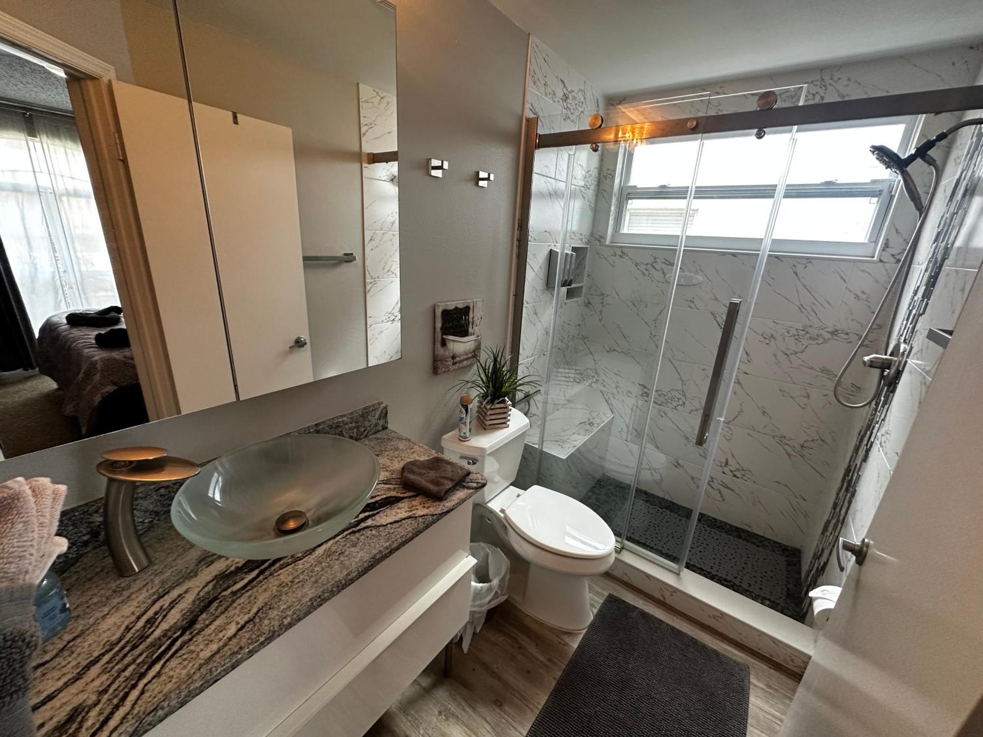 Holiday home Cozy 3 Bedroom Close To Everything In Tampa! Tampa